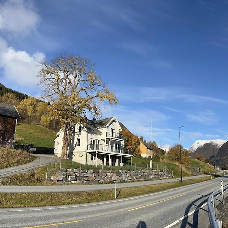 Husslattene Apartments With Terrace Skei  Exteriör bild